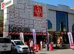 Kurumsal Firma Açılış Organizasyonu Bayrak Süsleme Servisi İstanbul Organizasyon