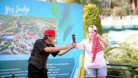 Sahne Gösterileri ve Sahne Showları Sihirbaz Hizmeti İstanbul Organizasyon