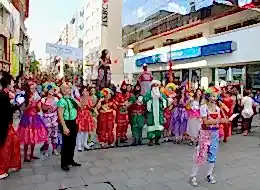 Animasyon Ekibi Tahta Bacak Hizmeti İstanbul Organizasyon